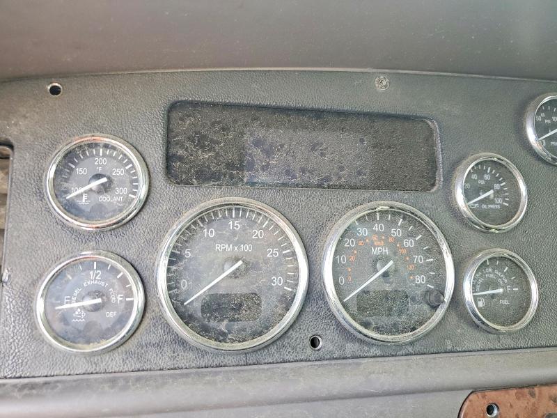 2012 Peterbilt All models VIN 1XP4DP9X7CD171080 COPART salvage auction — MINOR DENT/SCRATCHES, PA - CERT OF TITLE, sold $7,500 on 2026-07-16 (photo 8)