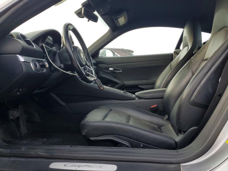 2019 Porsche Cayman VIN WP0AA2A81KS260996 COPART salvage auction — MINOR DENT/SCRATCHES, Mo - Certificate Of Title (P), sold $27,000 on 2026-07-17 (photo 7)
