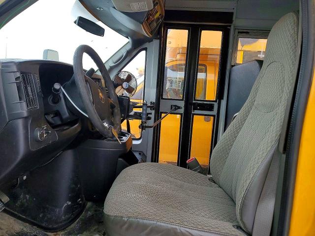 2011 Chev Express VIN 1GB6G5BG0B1104891 COPART salvage auction — NORMAL WEAR, AB - BOS - ACTIVE, sold $1,800 on 2026-07-22 (photo 5)