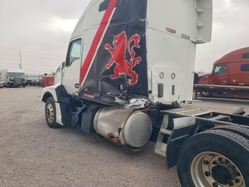 2023 Kenworth All other VIN 1XKYD49X0PJ268618 COPART salvage auction — SIDE, TX - SALVAGE VEHICLE TITLE, sold $17,200 on 2026-07-09 (photo 9)