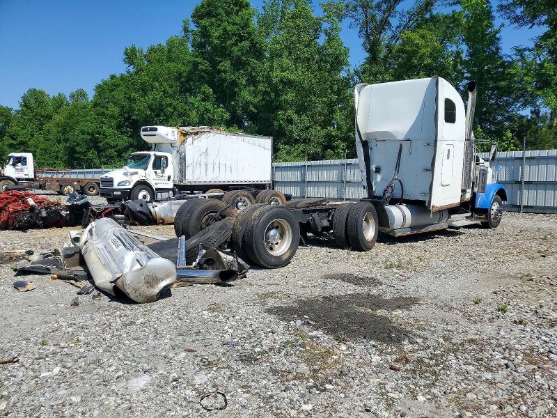 2005 Freightliner All models VIN 1FUJAPAV15DU99016 COPART salvage auction — ALL OVER, ST, sold $3,050 on 2026-07-06 (photo 4)