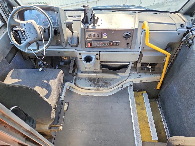 2016 Isuzu Npr VIN JALB4T179G7W01238 COPART salvage auction — MECHANICAL, Ca - Dis/Dlr/Exp Only Clean Title, sold $2,391 on 2026-07-27 (photo 8)