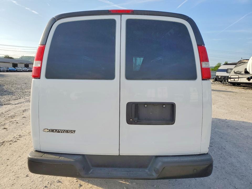 2019 Chev Express VIN 1GCWGAFP2K1367866 COPART salvage auction — REAR END, CT, sold $300 on 2026-07-16 (photo 6)
