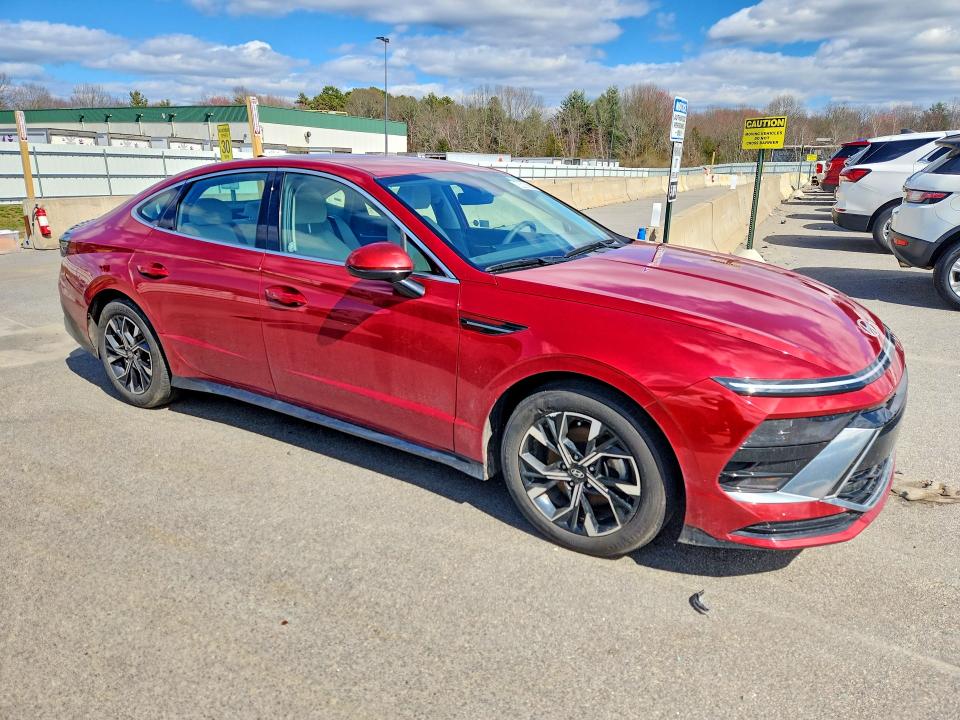 2025 Hyundai Sonata VIN KMHL64JA2SA486619 COPART salvage auction — FRONT END, Va - Cert Of Title - Salvage, sold $7,300 on 2026-07-06 (photo 4)