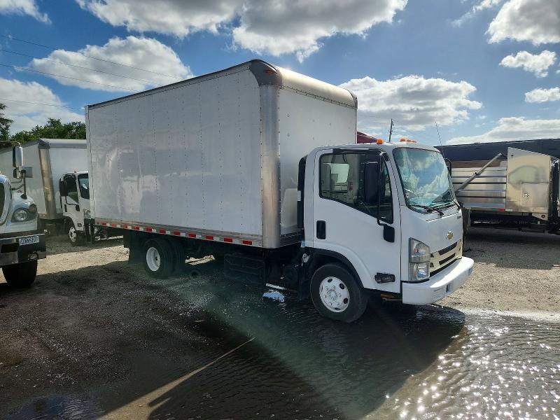 2020 Chev C/k4500 VIN JALCDW164L7010824 COPART salvage auction — MINOR DENT/SCRATCHES, CT, sold $10,600 on 2026-07-28 (photo 1)