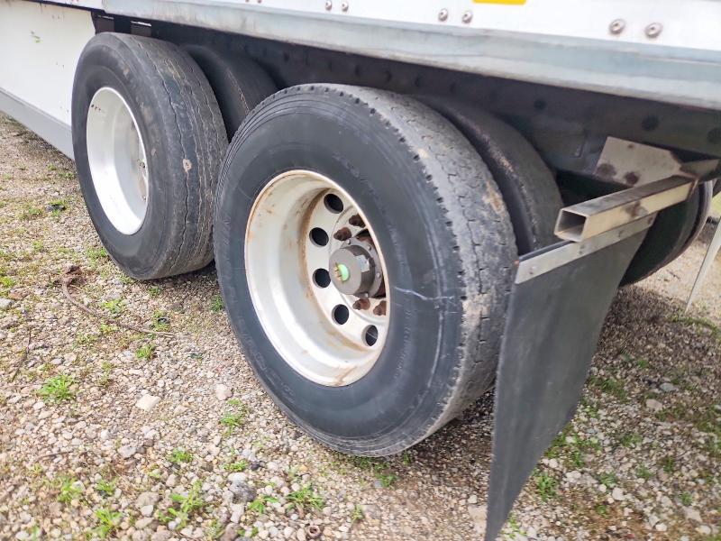 2013 Wabash Rfalhsa VIN 1JJV532B2DL765875 COPART salvage auction — MINOR DENT/SCRATCHES, IN - CERT OF TITLE - REBUILT VEHICL, sold $2,450 on 2026-07-22 (photo 9)