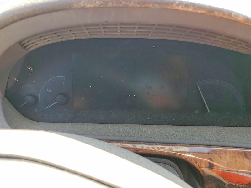 2009 Mercedes-benz S class VIN WDDNG86X99A240892 COPART salvage auction — MINOR DENT/SCRATCHES, SC - CERTIFICATE OF TITLE, sold $1,250 on 2026-08-19 (photo 9)