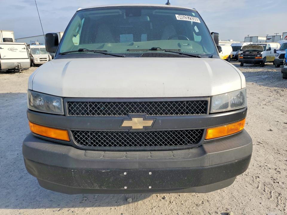 2019 Chev Express VIN 1GCWGAFP2K1367866 COPART salvage auction — REAR END, CT, sold $300 on 2026-07-16 (photo 5)