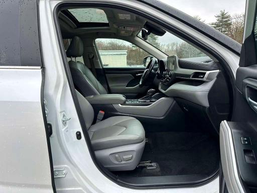 2023 Toyota Highlander VIN 5TDKDRBH0PS005064 COPART salvage auction — MECHANICAL, Md - Certificate Of Title, sold $24,500 on 2026-07-21 (photo 6)