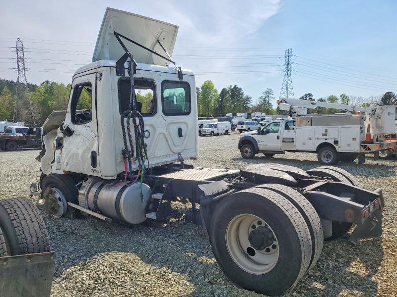 2024 Freightliner All other VIN 3AKBHKDV2RSUU5089 COPART salvage auction — FRONT END, NC - SALVAGE CERTIFICATE OF TITLE, sold $7,600 on 2026-07-09 (photo 3)