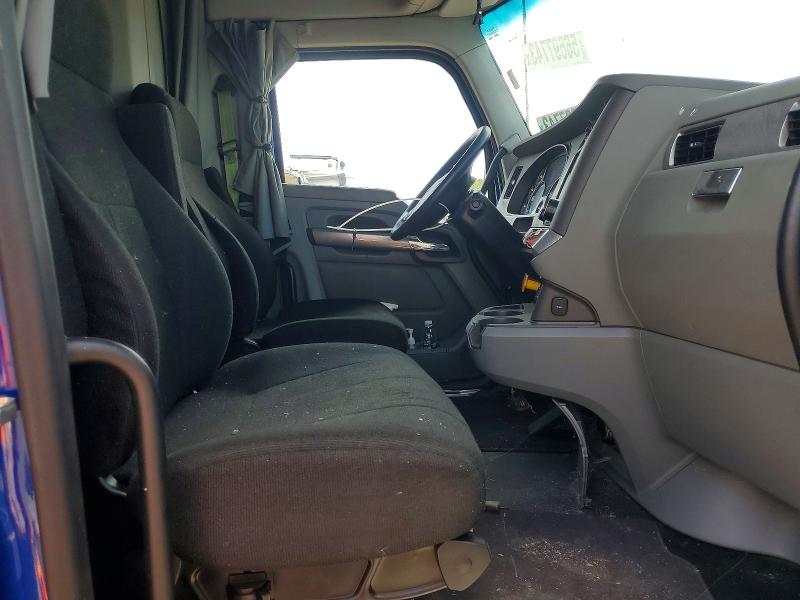 2019 Kenworth All models VIN 1XKYDP9X0KJ239128 COPART salvage auction — ALL OVER, CA - CERTIFICATE OF TITLE, sold $6,800 on 2026-07-24 (photo 5)
