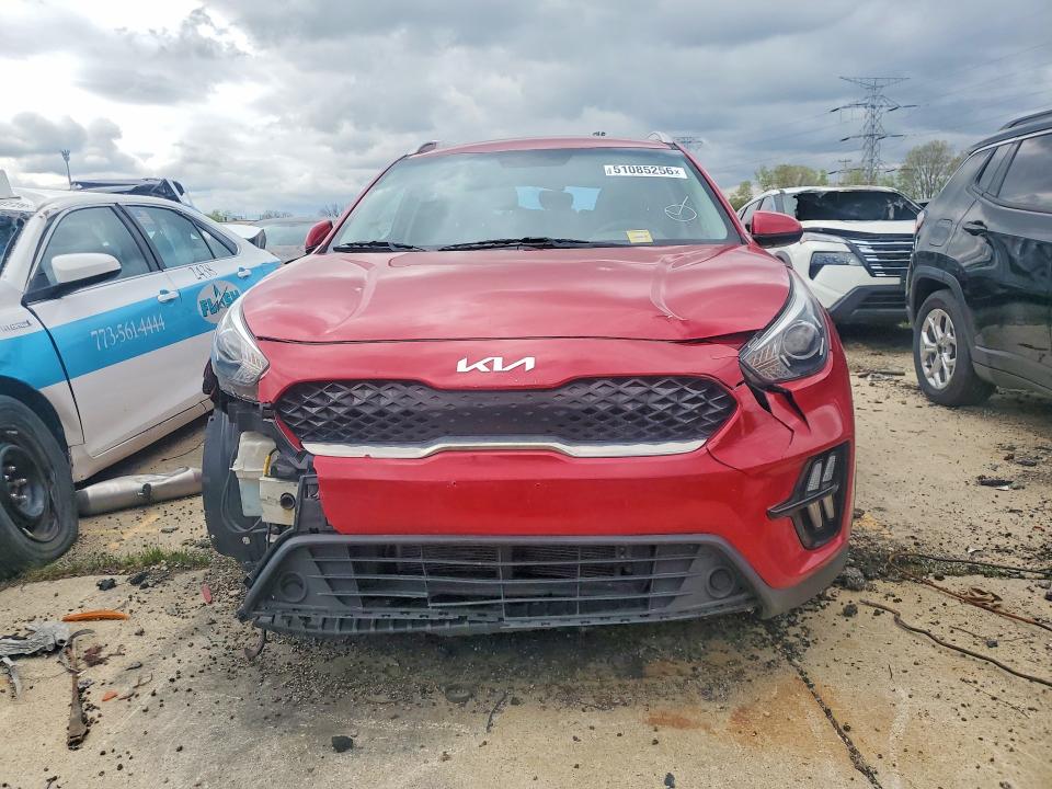 2022 Kia Niro VIN KNDCB3LC7N5534802 COPART salvage auction — REAR END, In - Certificate Of Title, sold $3,050 on 2026-07-06 (photo 5)