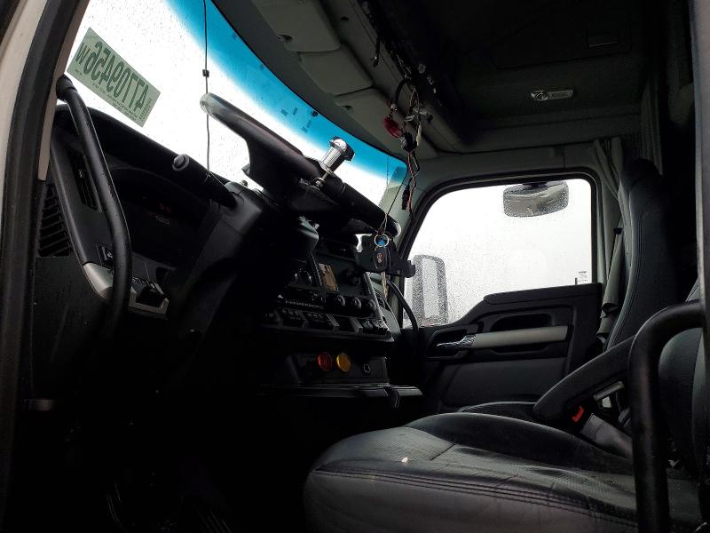 2023 Kenworth All other VIN 1XKYDP9X0PJ249844 COPART salvage auction — FRONT END, MN - CERT OF TITLE-SALVAGE, sold $5,800 on 2026-07-09 (photo 6)