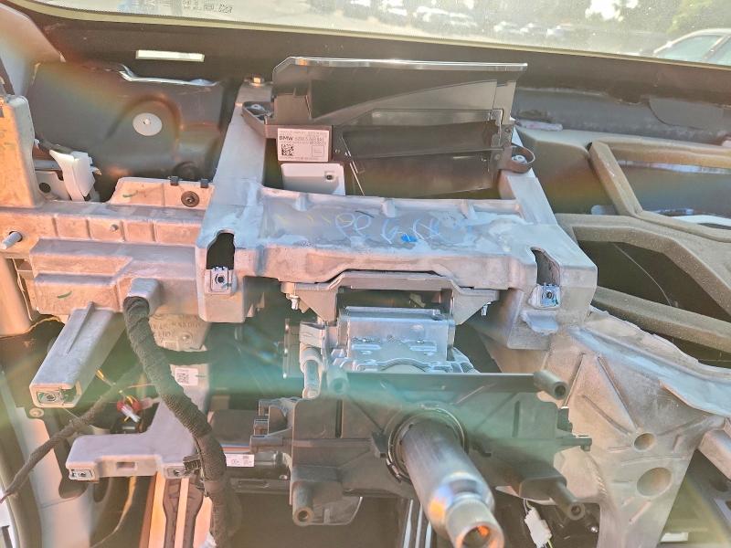 2024 BMW X5 VIN 5UX23EU07R9T10337 COPART salvage auction — STRIPPED, CA - CERTIFICATE OF TITLE, sold $13,600 on 2026-07-07 (photo 9)