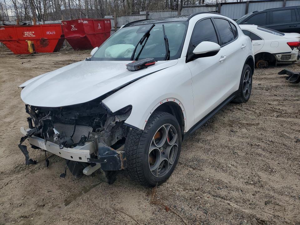 2018 Alfa romeo Stelvio VIN ZASFAKPN8J7C00483 COPART salvage auction — FRONT END, ST, sold $650 on 2026-07-21 (photo 1)