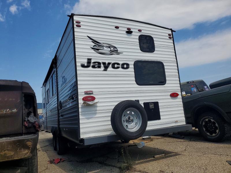 2022 Jayco jay Jay flight VIN 1UJBJ0BP0N17W0673 COPART salvage auction — SIDE, MI - CERT OF TITLE-REBUILT SALVAGE, sold $3,500 on 2026-07-24 (photo 3)