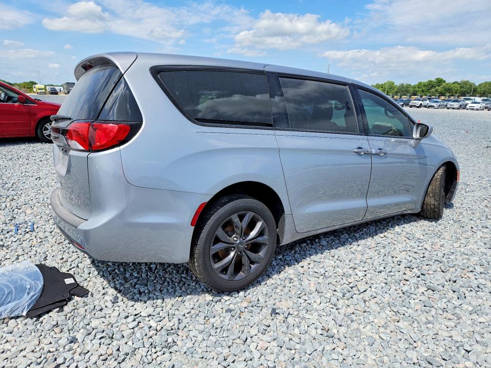 2020 Chrysler Pacifica VIN 2C4RC1FG8LR120079 COPART salvage auction — FRONT END, Az - Cert Of Title - Salvage, sold $4,500 on 2026-07-09 (photo 3)