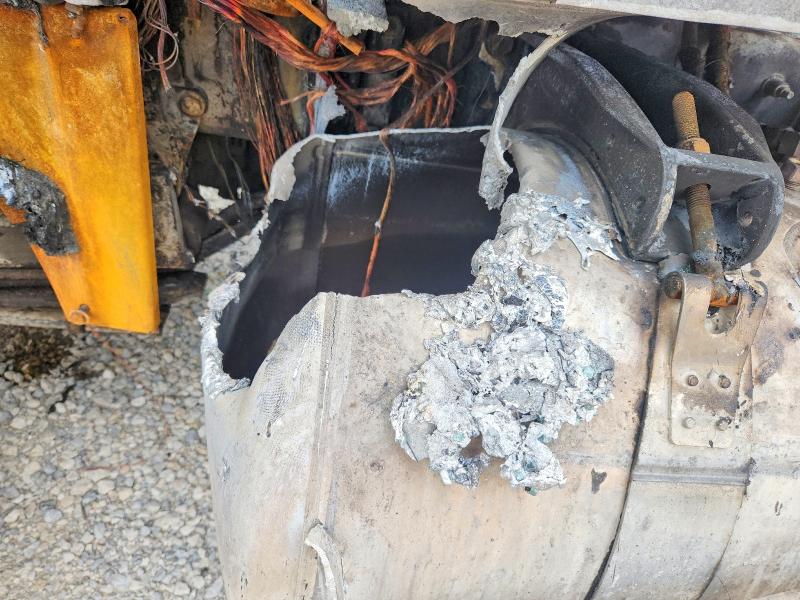 2013 Peterbilt All other VIN 1NPSL70X8DD174895 COPART salvage auction — ENGINE BURN, NX, sold $225 on 2026-07-10 (photo 9)