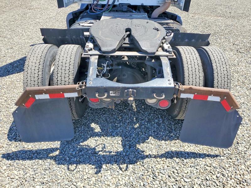 2019 Peterbilt All other VIN 1XPBA48XXKD622209 COPART salvage auction — NORMAL WEAR, IN - DIS/DLR/EXP ONLY CLEAN TITLE, sold $10,100 on 2026-07-29 (photo 9)