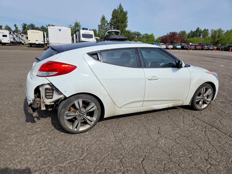 2013 Hyundai Veloster VIN KMHTC6AD7DU085356 COPART salvage auction — REAR END, Or - Salvage Title Certificate, sold $1,300 on 2026-07-06 (photo 3)