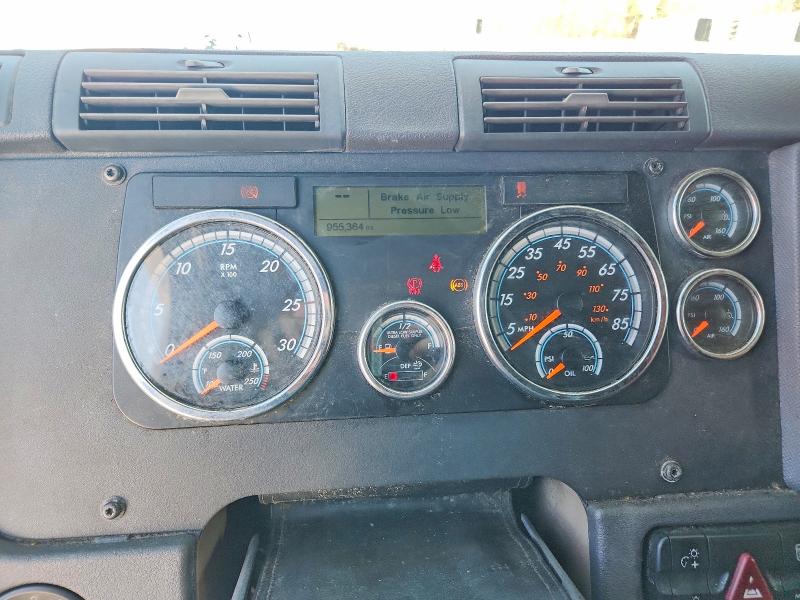 2018 Freigliner All other VIN 1FUJGLDV3JLHJ9889 COPART salvage auction — FRONT END, CT, sold $450 on 2026-07-06 (photo 8)