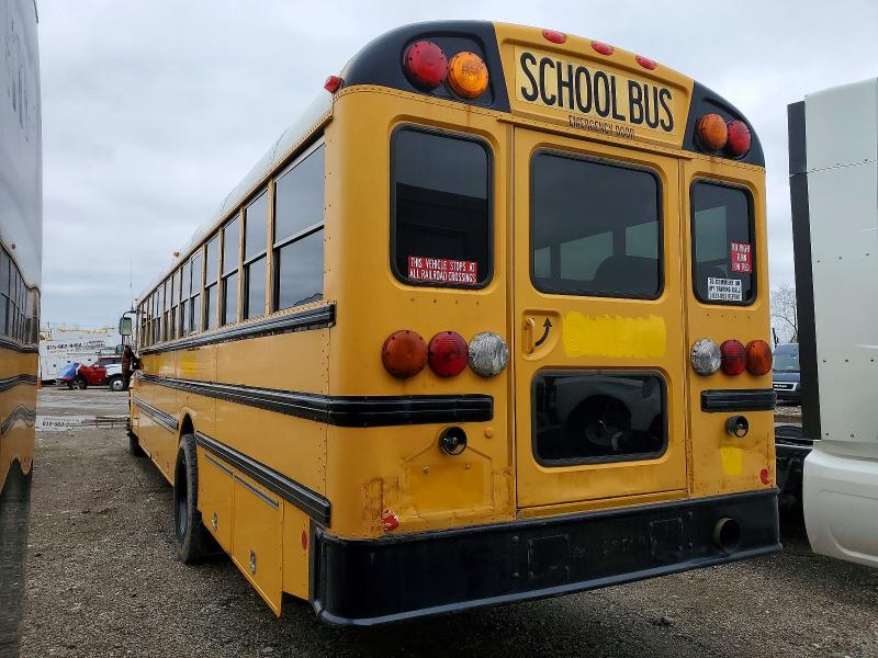 2014 Ic VIN 4DRBUAAP8EB780609 COPART salvage auction — NORMAL WEAR, Il - Certificate Of Title, sold $2,500 on 2026-07-28 (photo 3)