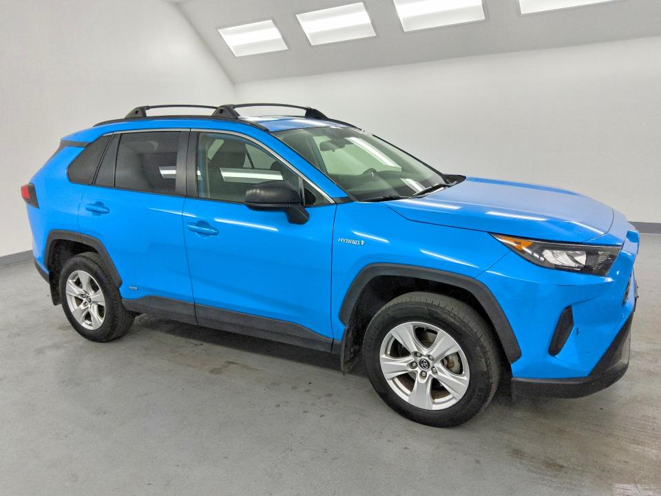 2019 Toyota Rav4 VIN JTMLWRFV1KD033992 COPART salvage auction — NORMAL WEAR, CA - CERTIFICATE OF TITLE, sold $15,900 on 2026-07-23 (photo 4)