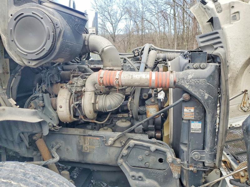 2012 Peterbilt All models VIN 1XP4DP9X7CD171080 COPART salvage auction — MINOR DENT/SCRATCHES, PA - CERT OF TITLE, sold $7,500 on 2026-07-16 (photo 7)