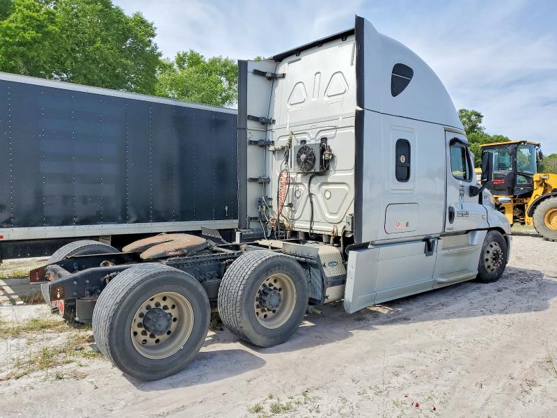 2016 Freigliner All other VIN 3AKJGLD55GSGN4069 COPART salvage auction — MECHANICAL, GA - CERTIFICATE OF TITLE (P), sold $6,100 on 2026-07-08 (photo 4)
