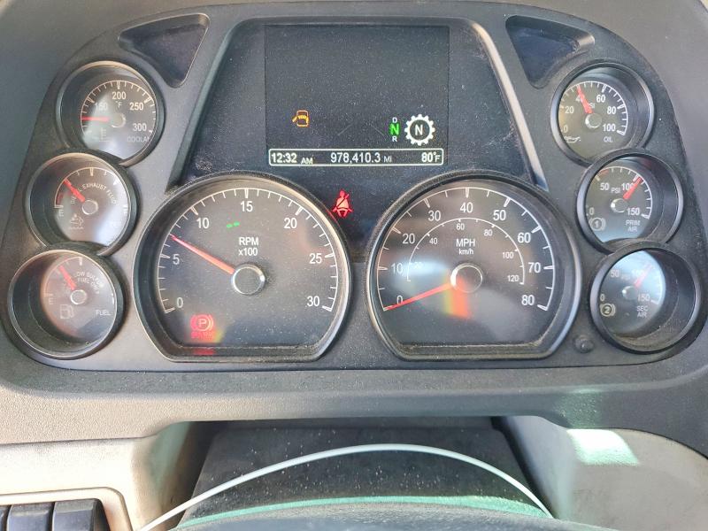 2019 Peterbilt All other VIN 1XPBA48XXKD622209 COPART salvage auction — NORMAL WEAR, IN - DIS/DLR/EXP ONLY CLEAN TITLE, sold $10,100 on 2026-07-29 (photo 8)