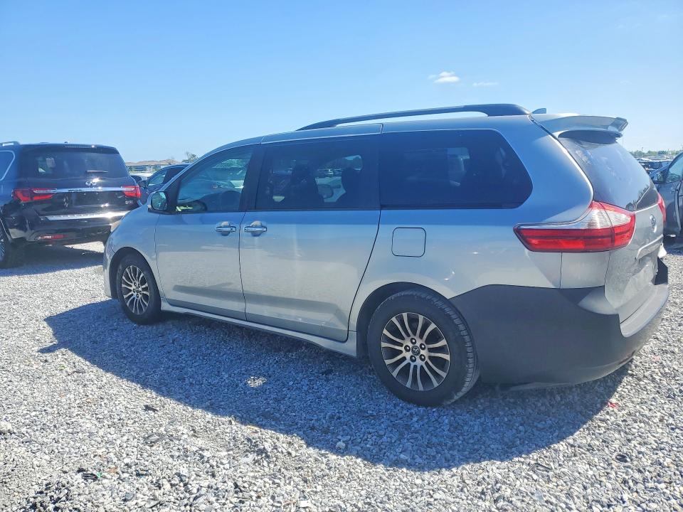 2019 Toyota Sienna VIN 5TDYZ3DC4KS993128 COPART salvage auction — MINOR DENT/SCRATCHES, Fl - Certificate Of Title (P), sold $7,400 on 2026-07-09 (photo 2)