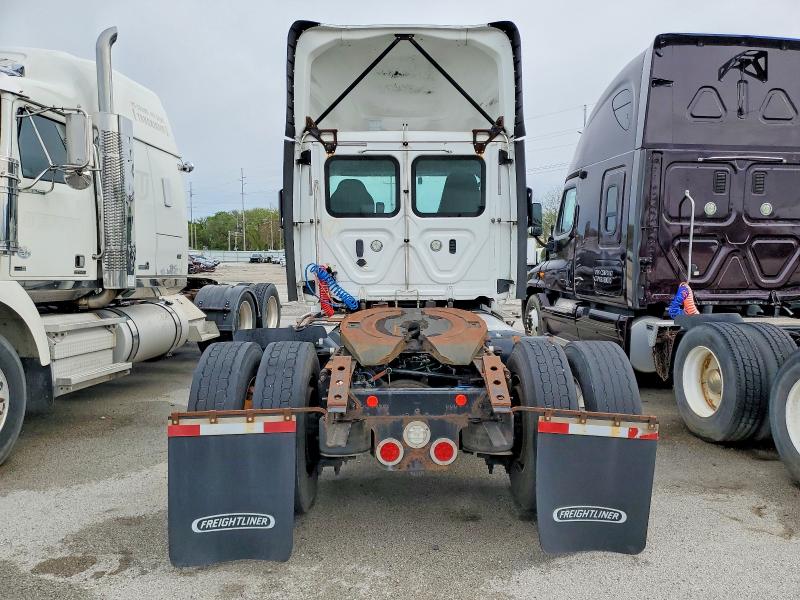 2018 Freigliner All other VIN 1FUBGAD95JLJS1005 COPART salvage auction — SIDE, AL - CERTIFICATE OF TITLE, sold $7,000 on 2026-07-28 (photo 6)