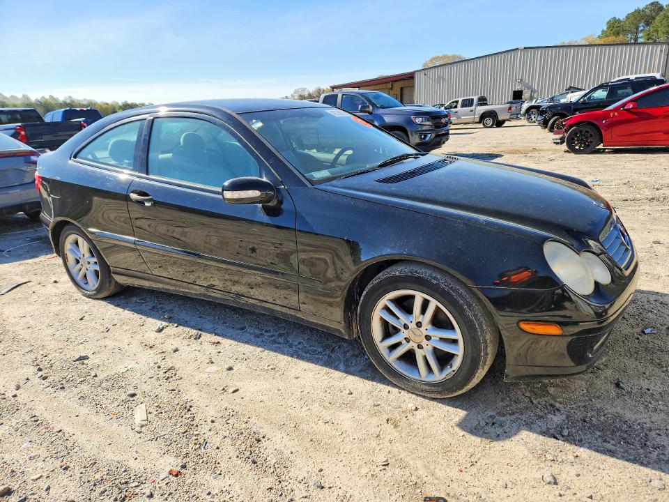 2002 Merz C-class VIN WDBRN47J82A164638 COPART salvage auction — MECHANICAL, CT, sold $250 on 2026-07-28 (photo 4)