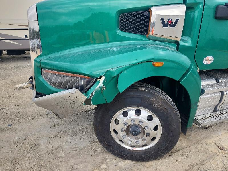 2022 Western star/auto car All other VIN 5KJJBWD16NLNT4052 COPART salvage auction — SIDE, MI - SCRAP CERTIFICATE OF TITLE, sold $4,100 on 2026-07-21 (photo 9)