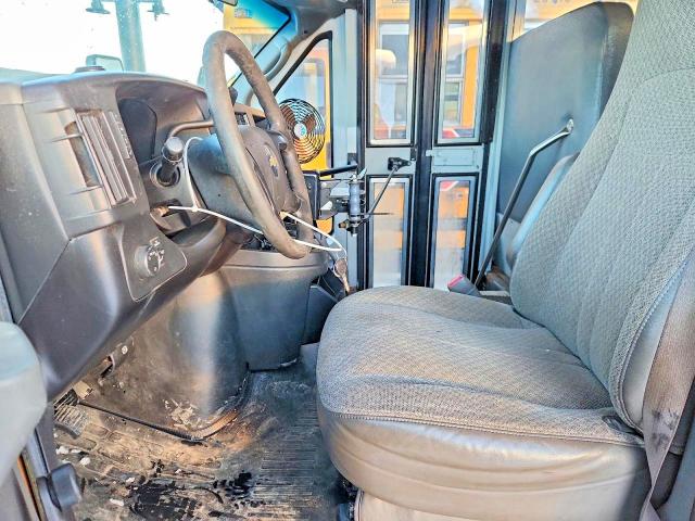2010 Chev Express VIN 1GB6G2AG0A1165267 COPART salvage auction — NORMAL WEAR, AB - BOS - ACTIVE, sold $1,800 on 2026-07-22 (photo 7)