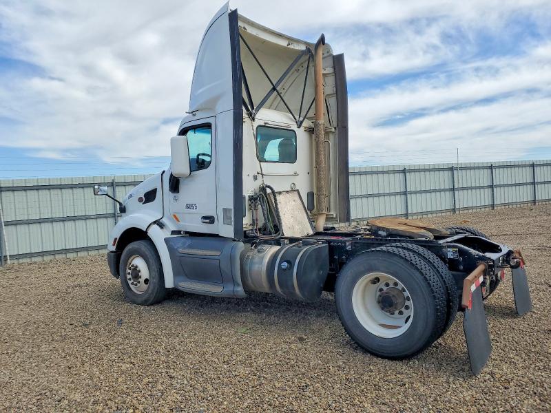2018 Peterbilt All models VIN 1XPBA48XXJD478031 COPART salvage auction — NORMAL WEAR, IN - CERTIFICATE OF TITLE, sold $7,000 on 2026-07-28 (photo 3)