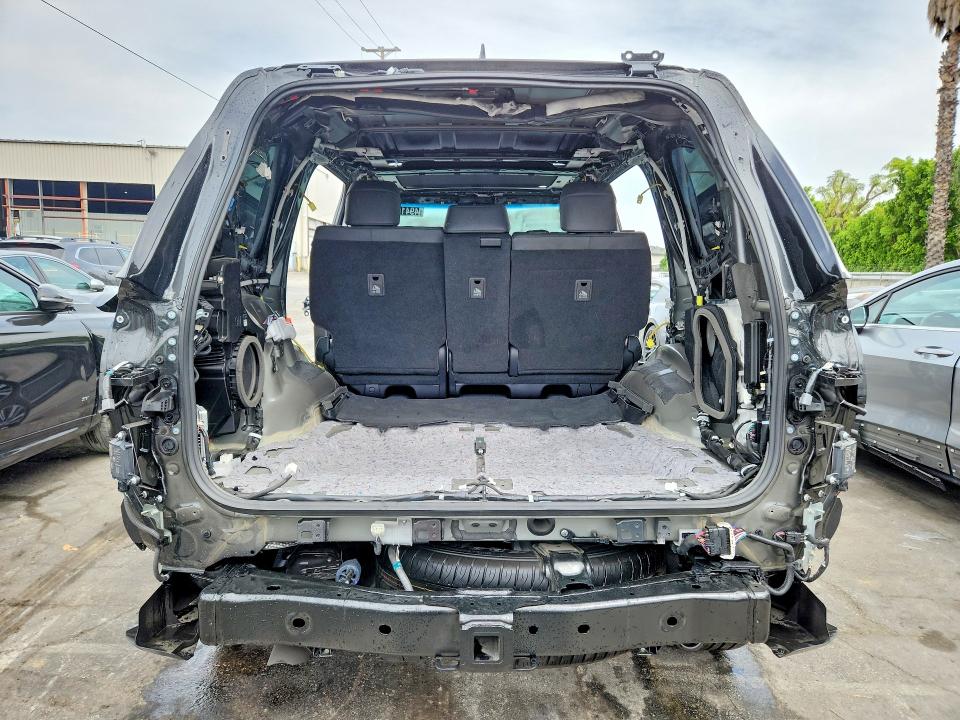 2024 Lexus Lx 600 VIN JTJGB7CX5R4065214 COPART salvage auction — Stripped, CA - SALVAGE CERTIFICATE, sold $20,750 on 2026-05-21 (photo 6)