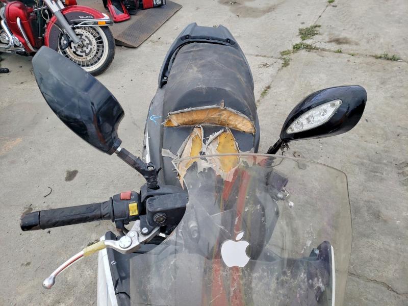 2021 Kymco usa inc X-town 300 VIN LC2W1M245MC100370 COPART salvage auction — FRONT END, SC, sold $175 on 2026-07-16 (photo 5)
