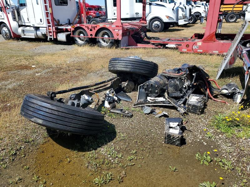 2023 Peterbilt All other VIN 1XPBD49X8PD857849 COPART salvage auction — UNDERCARRIAGE, DV, sold $15,100 on 2026-07-07 (photo 9)
