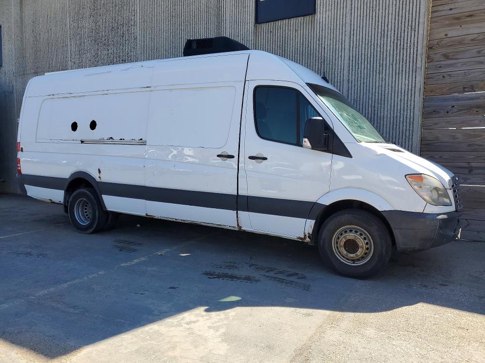 2013 Freightliner Sprinter VIN WDYPF4CC8D5737096 COPART salvage auction — MECHANICAL, OH - CERTIFICATE OF TITLE, sold $325 on 2026-07-09 (photo 4)