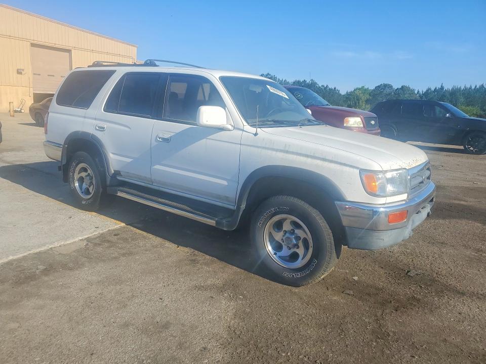 1997 Toyota 4runner VIN JT3GN86R8V0053593 COPART salvage auction — FRONT END, CT, sold $875 on 2026-07-10 (photo 4)