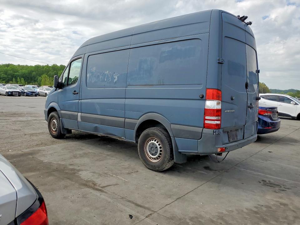 2018 Mercedes-benz Sprinter VIN WD3PE7CD3JP640780 COPART salvage auction — FRONT END, Ky - Certificate Of Title, sold $6,500 on 2026-07-20 (photo 2)