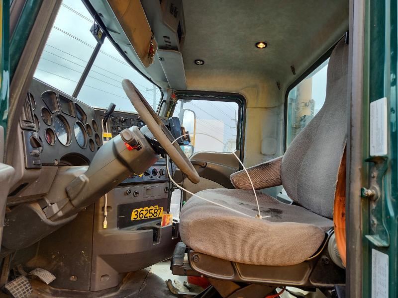 2017 Mack Cxu613 VIN 1M1AW01X9HM009895 COPART salvage auction — FRONT END, OK - DIS/DLR/EXP ONLY CLEAN TITLE (P), sold $900 on 2026-07-29 (photo 5)