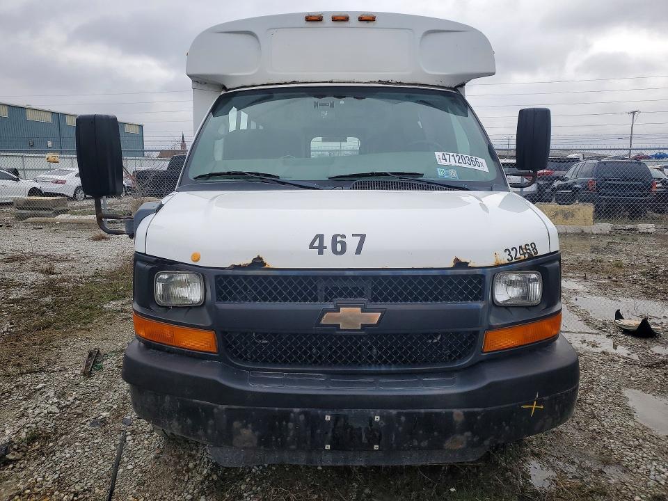 2012 Chevrolet Express 2500 VIN 1GB0G2BA9C1175895 COPART salvage auction — NORMAL WEAR, IL - CERTIFICATE OF TITLE, sold $1,400 on 2026-08-31 (photo 5)
