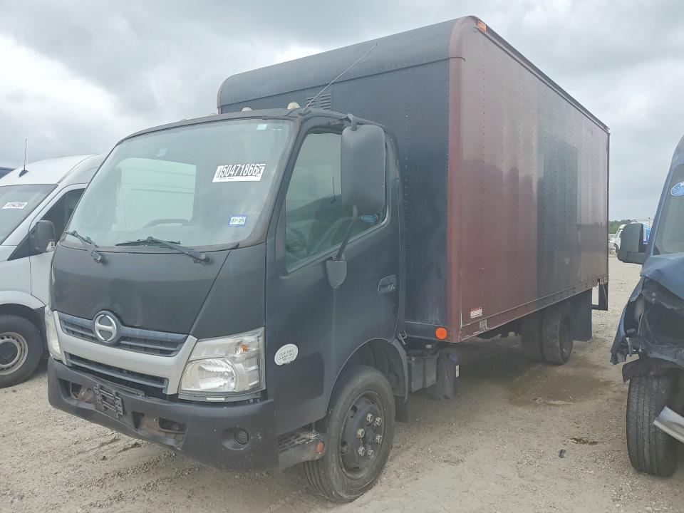 2018 Hino All other VIN JHHSDM2H0JK006472 COPART salvage auction — MINOR DENT/SCRATCHES, TX - CERTIFICATE OF TITLE, sold $4,700 on 2026-07-14 (photo 1)
