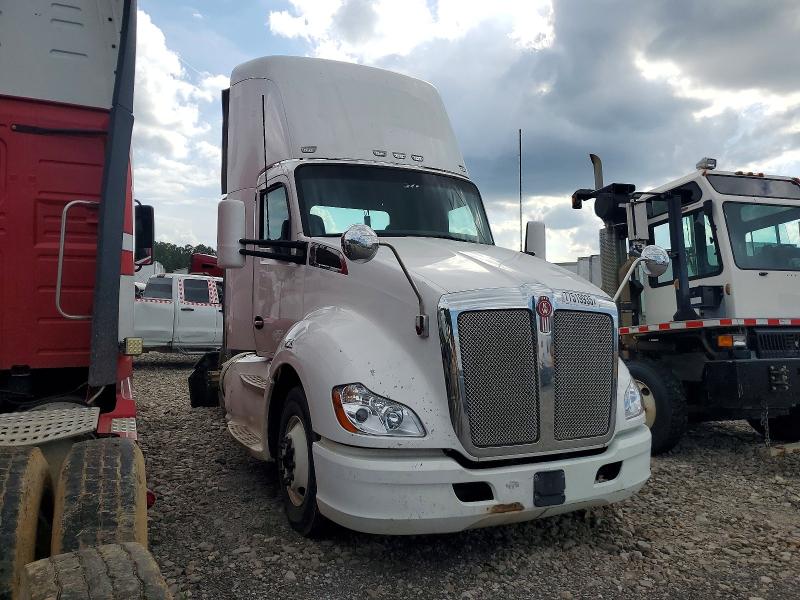 2014 Kenworth All other VIN 1XKYA48X2EJ402424 — COPART salvage auction photo