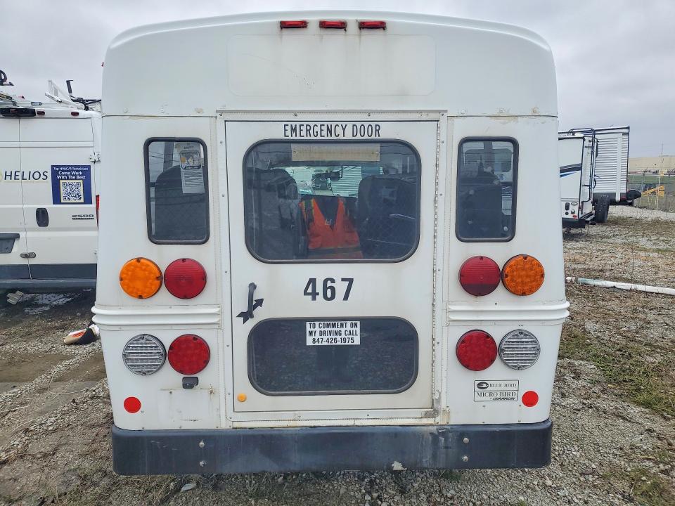 2012 Chev Express VIN 1GB0G2BA9C1175895 COPART salvage auction — NORMAL WEAR, IL - CERTIFICATE OF TITLE, sold $2,500 on 2026-07-27 (photo 6)