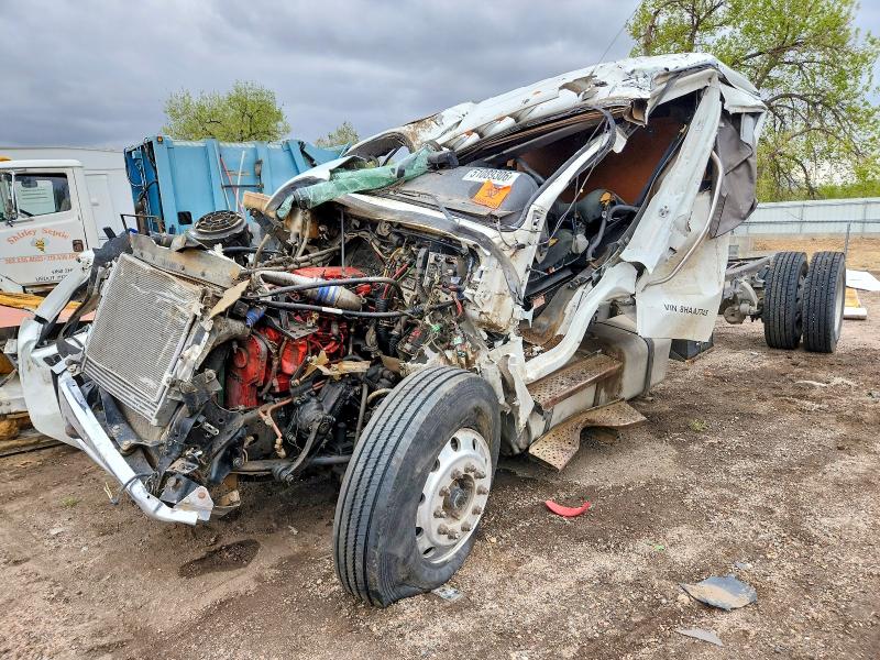 2008 Freightliner All models VIN 1FVACWBSX8HAA7745 COPART salvage auction — ROLLOVER, NE - CERTIFICATE OF TITLE, sold $300 on 2026-07-22 (photo 2)