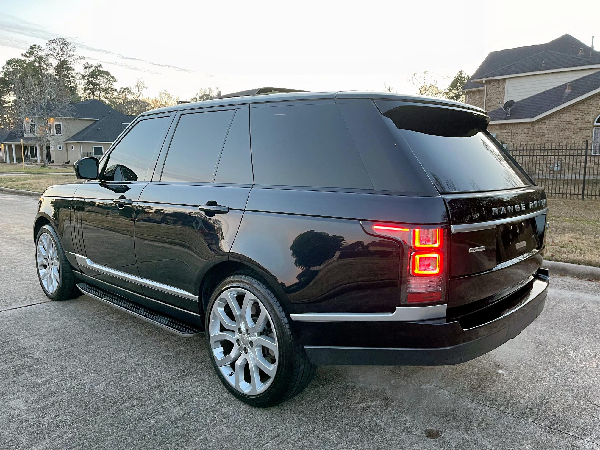2014 Land rover RANGE ROVER VIN SALGS2TF6EA155229 COPART salvage auction — Water/Flood, Other, sold $21,500 on 2025-06-19 (photo 3)