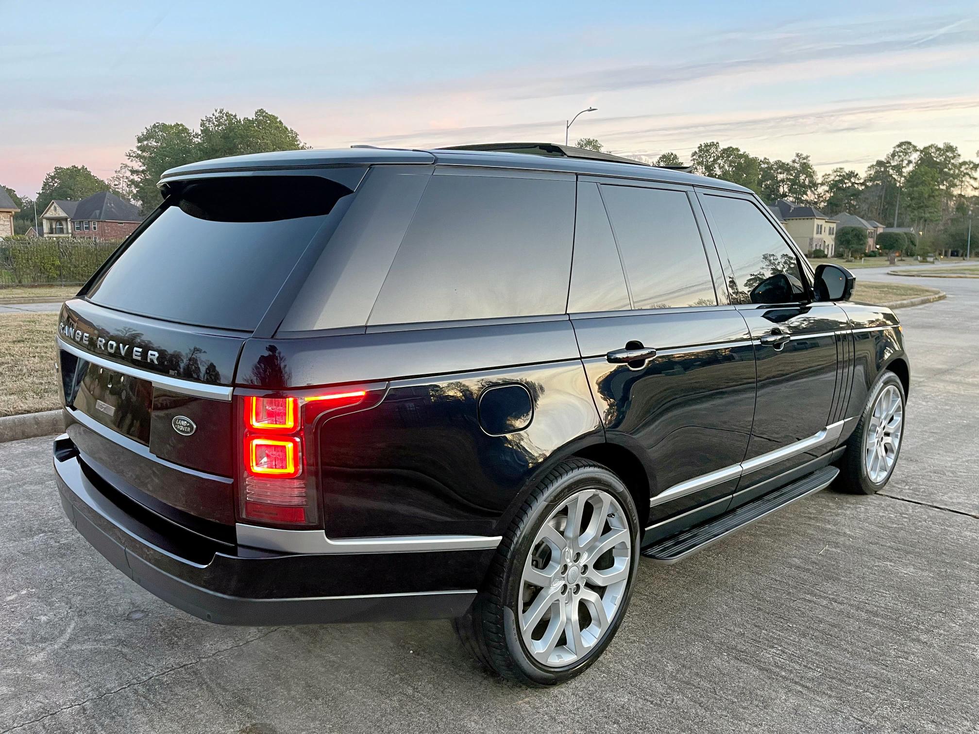 2014 Land rover RANGE ROVER VIN SALGS2TF6EA155229 COPART salvage auction — Water/Flood, Other, sold $21,500 on 2025-06-19 (photo 4)